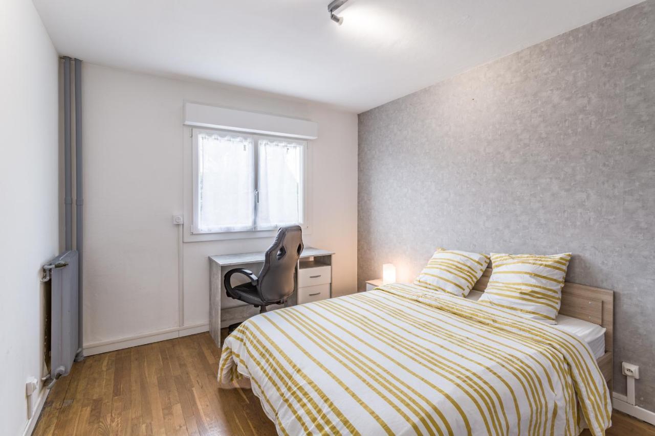 Spacieux Appartement - 6 Personnes - Parking Gratuit Saint-André-les-Vergers Exterior foto